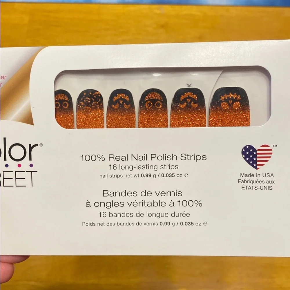 Color Street Nails - Picture 3 of 3